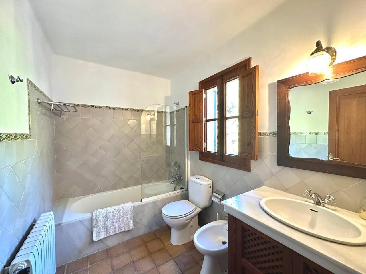 Tofol Villa