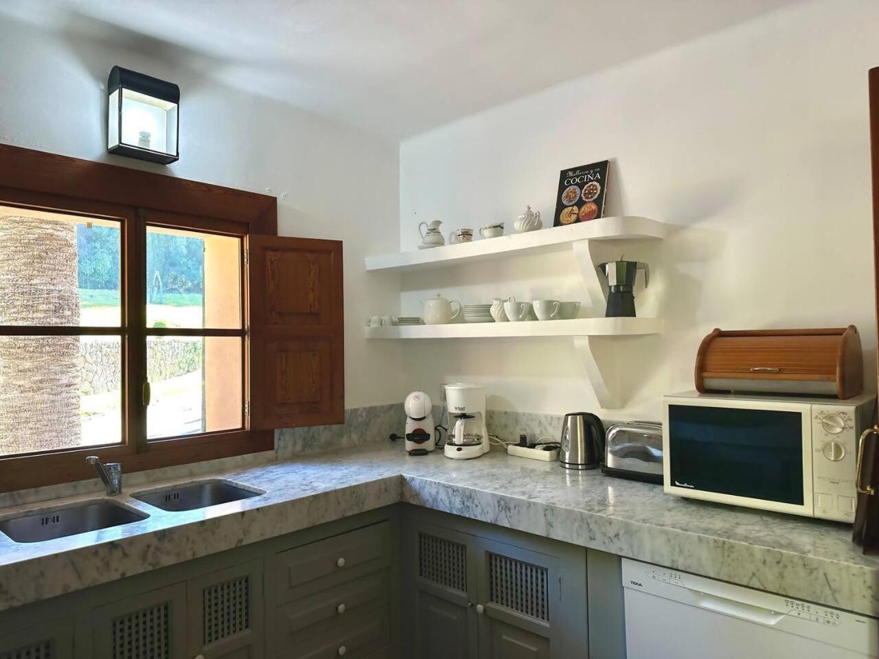 Villa Tofol *